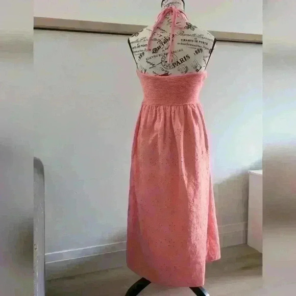 LE LIS | Women's Coral Eyelet Crochet Sleeveless Halter Midi Dress - Picture 7 of 9